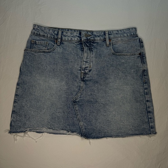 Old Navy Dresses & Skirts - OLD NAVY Denim Skirt Women’s 12 High Rise Secret Slim Pockets Button Fly Retro